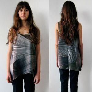 Pelican Avenue Atreyu Tank NWT Size M Abstract Print Sleeveless Top Designer Art